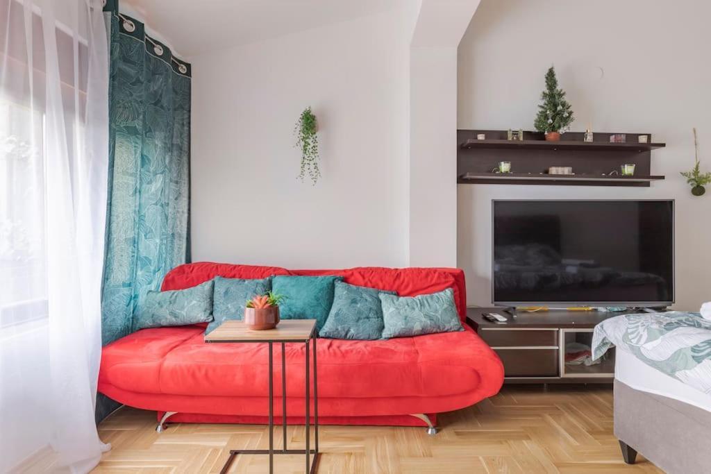 Warm House Full Of Green Ambient,Joy And Comfort Zagreb Ngoại thất bức ảnh
