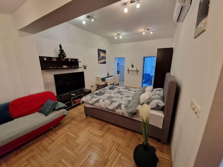 Warm House Full Of Green Ambient,Joy And Comfort Zagreb Ngoại thất bức ảnh